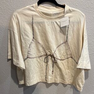 American Eagle Outfitters Cream Graphic Crop Top